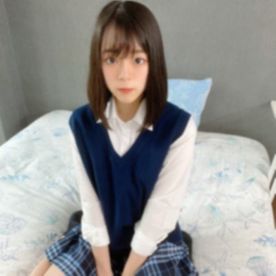 【捜査機関が動いてます】１０代現役生のめいちゃん。自宅に呼び出して友達と仲良くお遊び。大量顔射＆大量中出し。